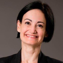 Adriana Arreaza headshot